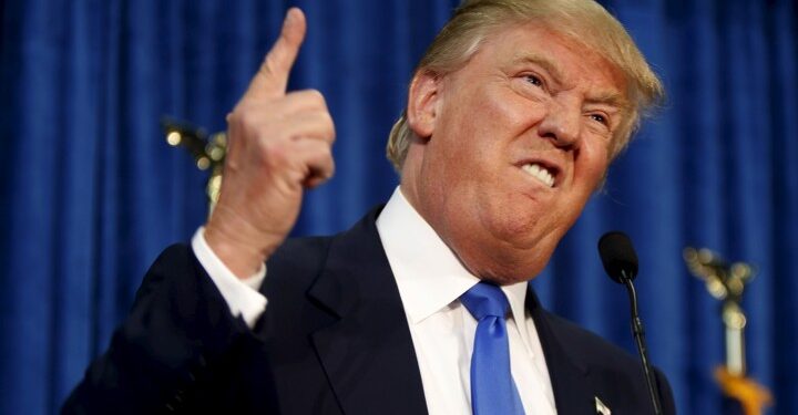 Republican presidential candidate Donald Trump gestures and declares "You're fired!" at a rally in Manchester, New Hampshire, June 17, 2015.  REUTERS/Dominick Reuter      TPX IMAGES OF THE DAY 
FOR BEST QUALITY IMAGE ALSO SEE: GF10000188014 - RTX1GZCO